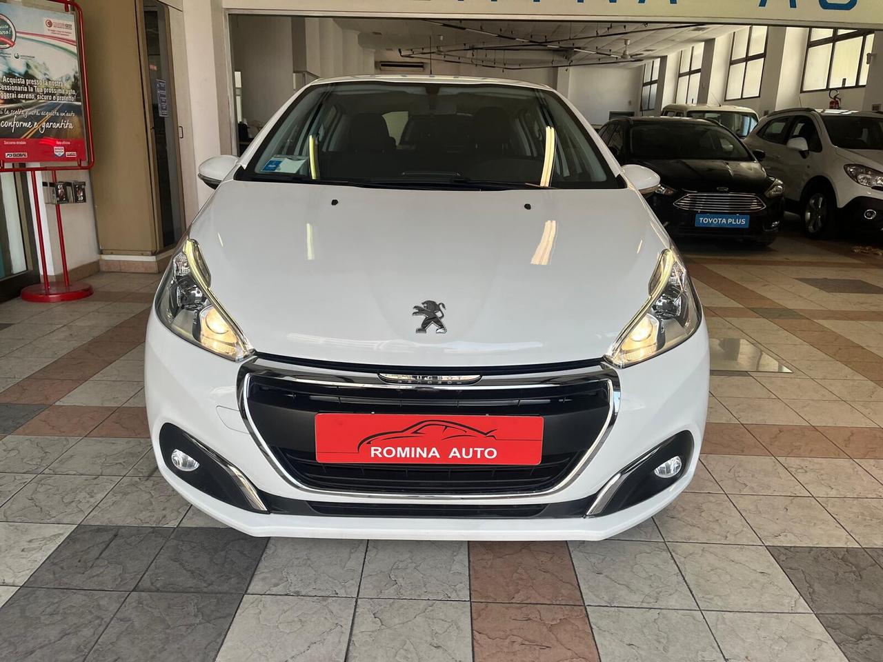 Peugeot 208 PureTech 82 5 porte Allure