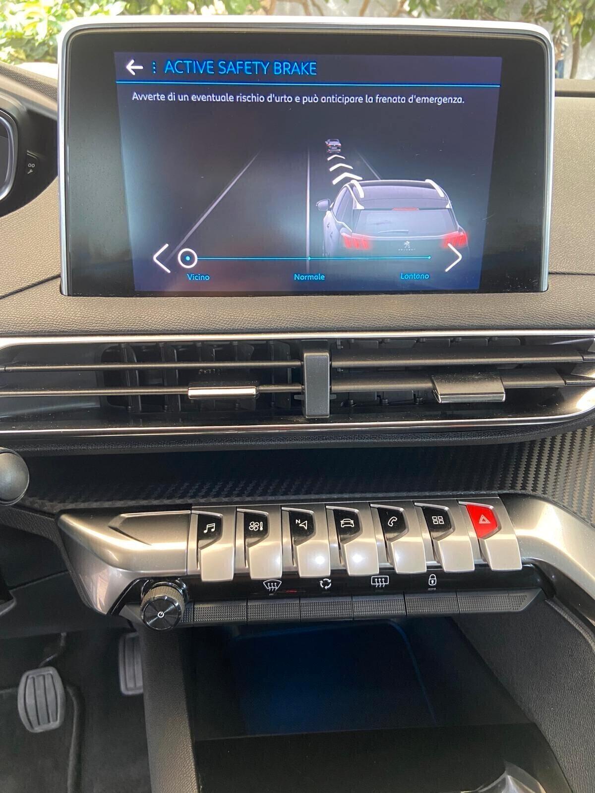 Peugeot 3008 BlueHDi 130 S&S Active