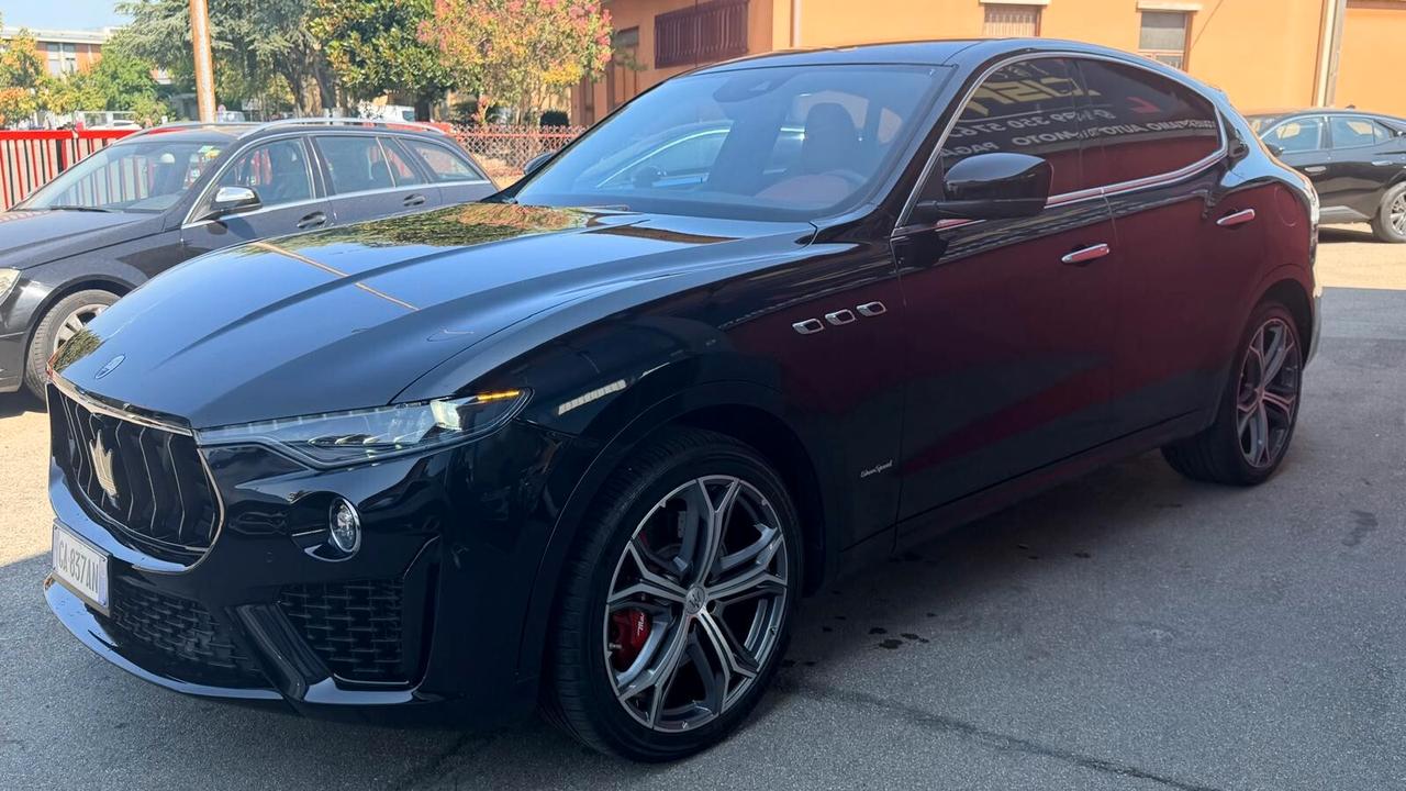 MASERATI LEVANTE 3.0 GRANSPORT Q4 V6 275CV - FULL