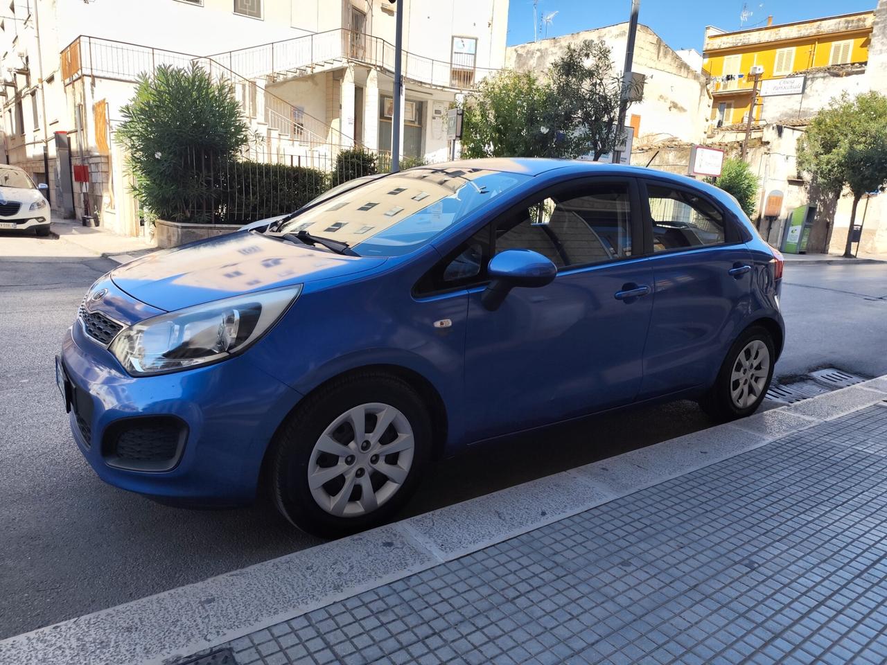 Kia Rio 1.2 CVVT BENZ/GPL 84CV