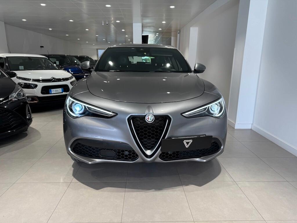 Alfa Romeo Stelvio 2.2 Turbodiesel 210 CV AT8 Q4 Super