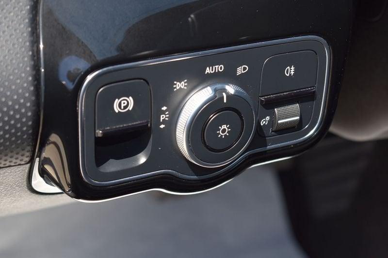 Mercedes-Benz Classe A A 180 d Automatic Sport