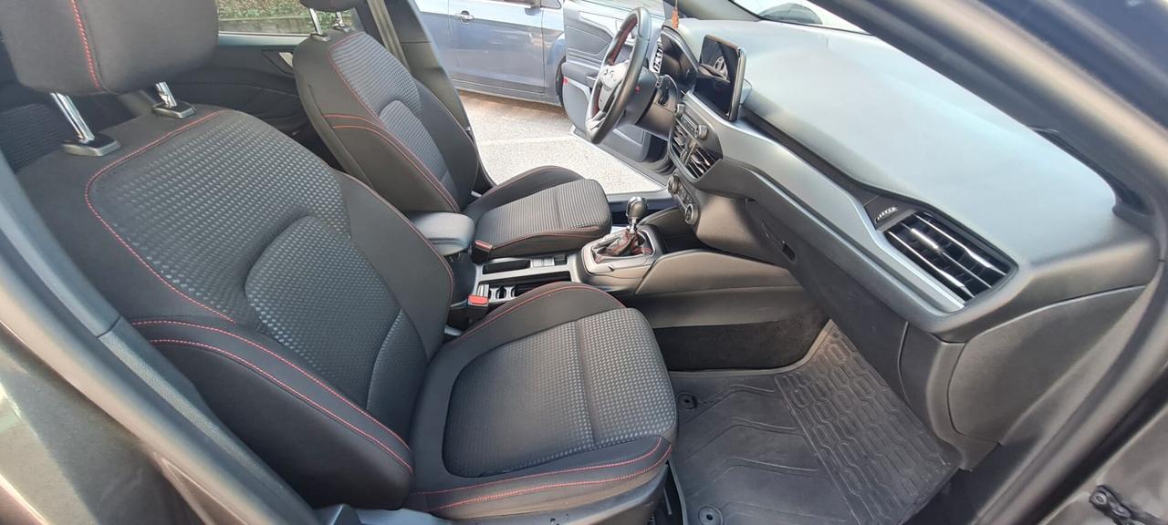 Ford Focus 1.0 EcoBoost Hybrid 125 CV 5p. ST-Line