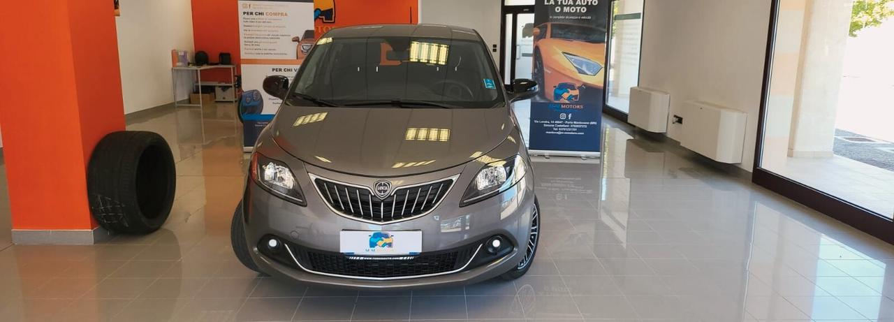 Lancia Ypsilon 1.0 FireFly 5 porte S&S Hybrid Silver Plus