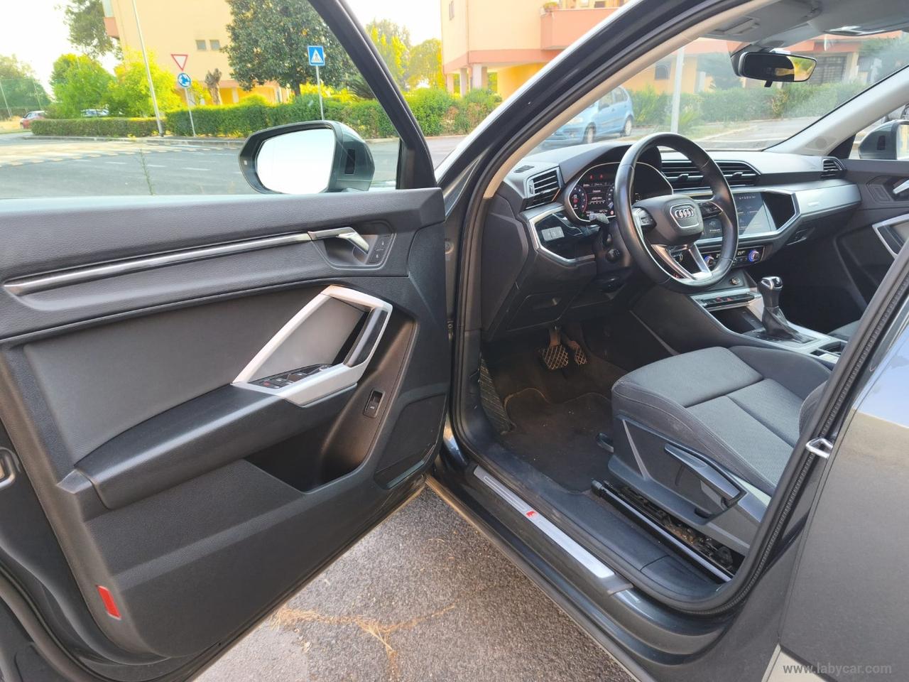 AUDI Q3 SPB 40 TFSI quattro S tr. S line ed.