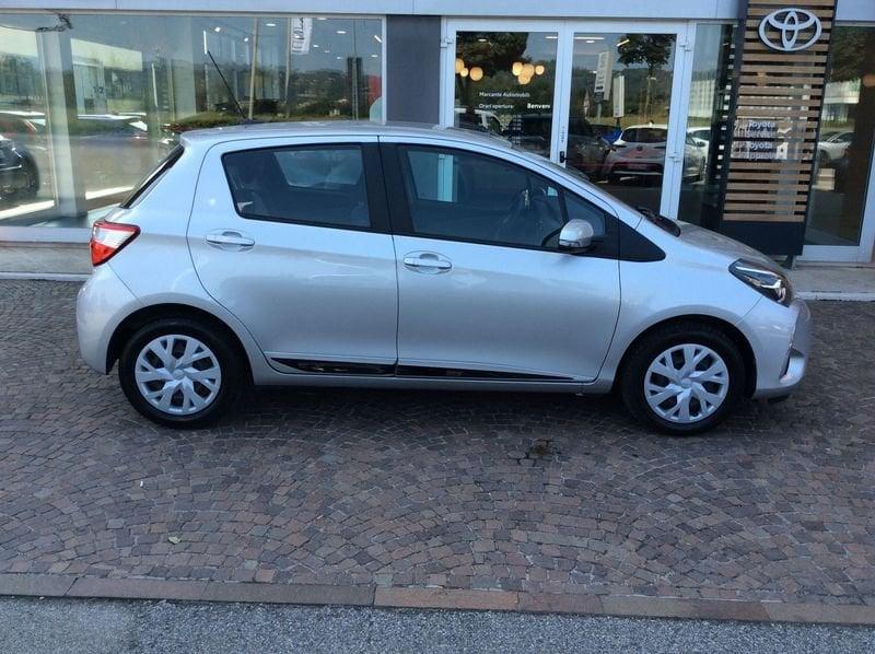 Toyota Yaris 1.0 72 CV 5 porte Active