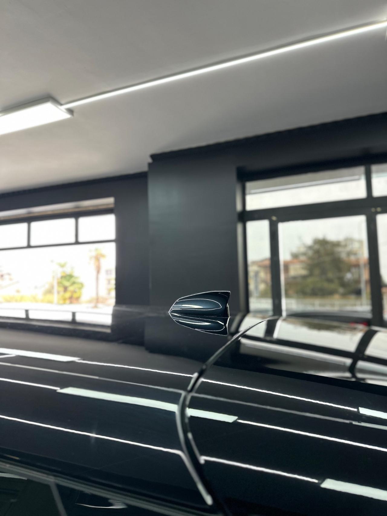 Land Rover Range Evoque 2.0D I4 163 CV AWD Auto R-Dynamic HSE