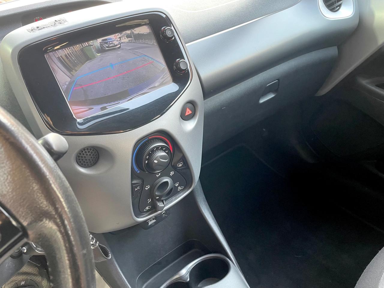 Toyota Aygo Connect 1.0 VVT-i 72 CV 5 porte Cambio Automatico 2020