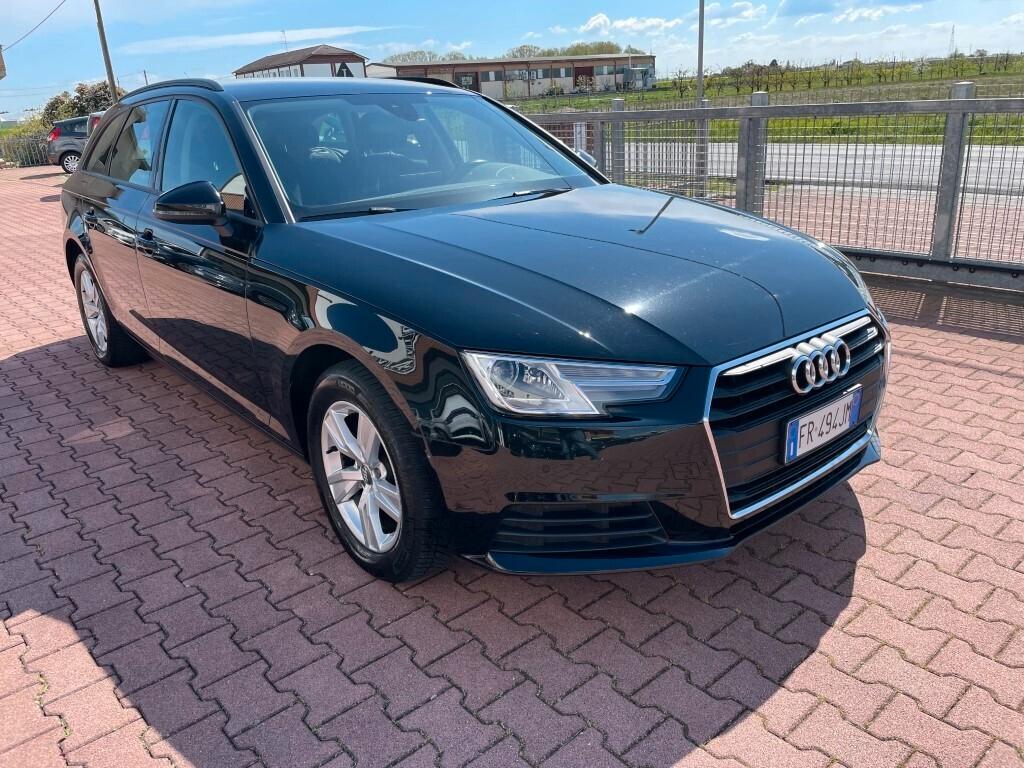 Audi A4 2.0 TDI 150 CV ultra S tronic Business Sport