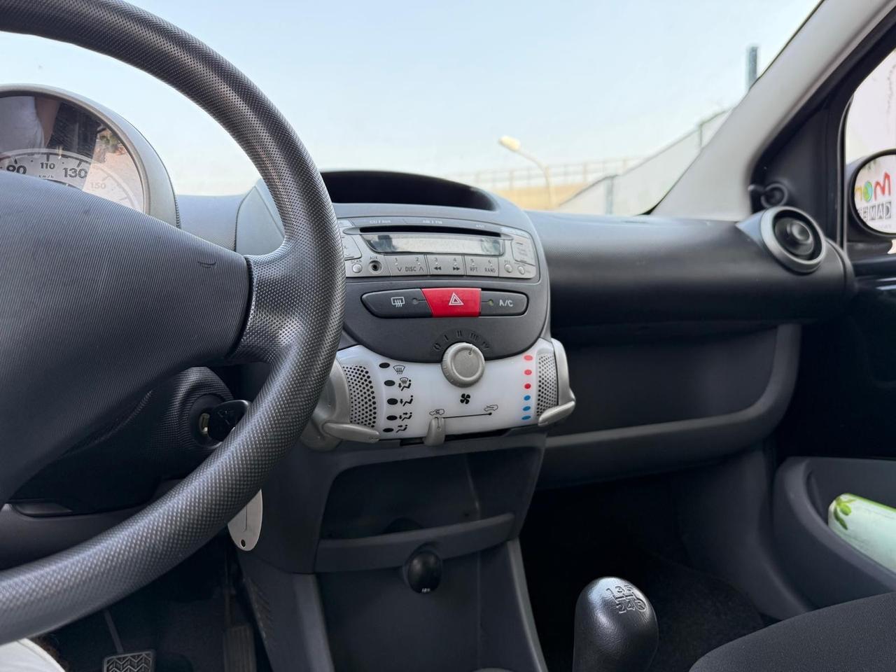 Peugeot 107 1.0 68CV 130mila KM Super Full 2010