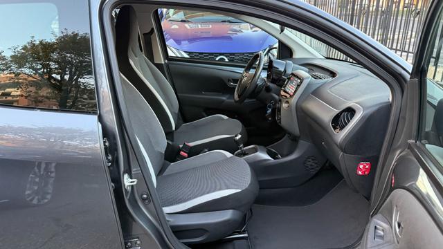 TOYOTA Aygo CONNECT 1.0 VVT-i 72CV 5P.X-PLAY MMT*24M.G.*R.CAM*