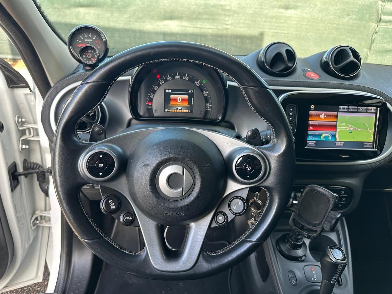 Smart ForFour BRABUS 0.9 Turbo twinamic Xclusive *promo*