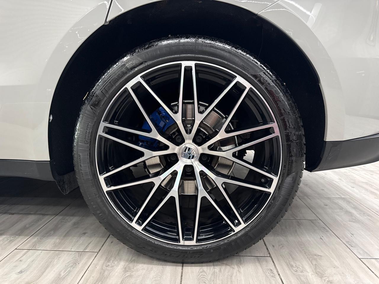 Porsche Macan 2.0 T Radar*Kamera360*Tetto PRONTA CONSEGNA !