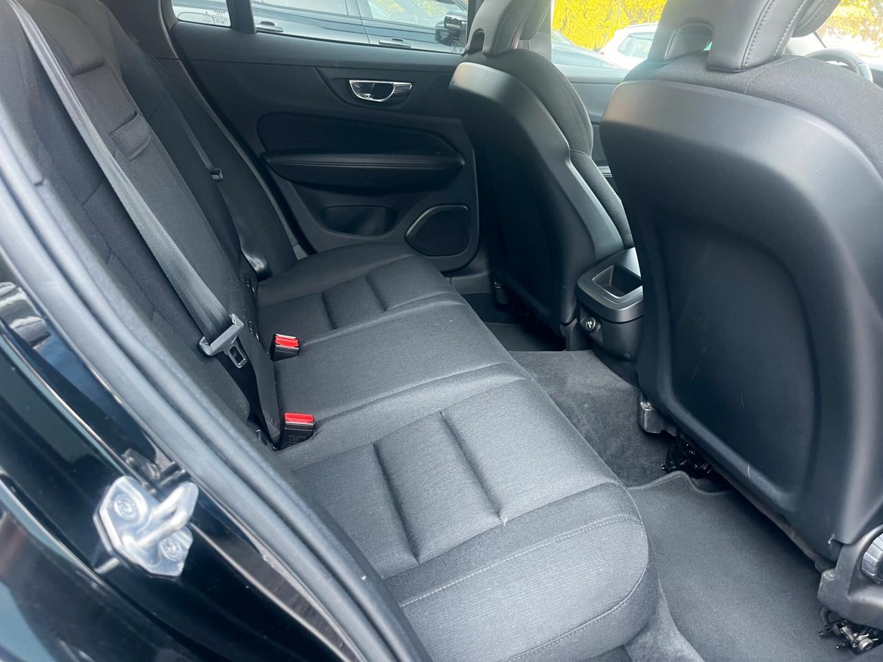 Volvo V60 D3 Geartronic Momentum