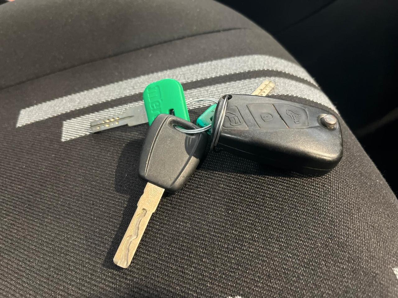 FIAT FIORINO 1.3 MJT 2016 95CV ADVENTURE *ALLESTITO*PORTASCALE*INVERTER220V*