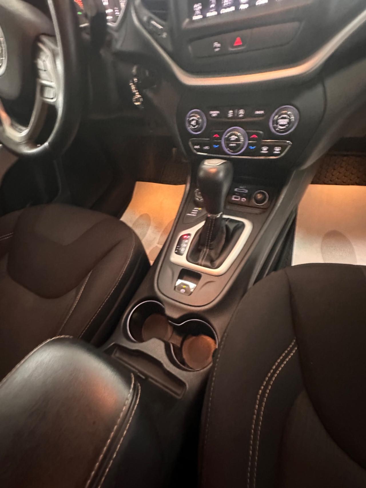 Jeep Cherokee 2.2 Mjt AWD Active Drive I Longitude 2019 KM120.000