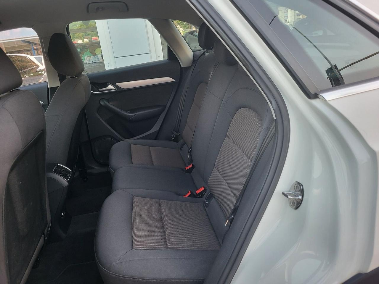 Audi Q3 2.0 TDI 177 CV QUATTRO - S TRONIC FARI LED / XENON PARK ASSIST