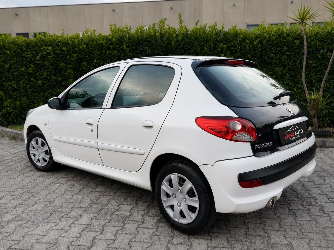 Peugeot 206 Plus 1.1 60CV 5p. ONE Line