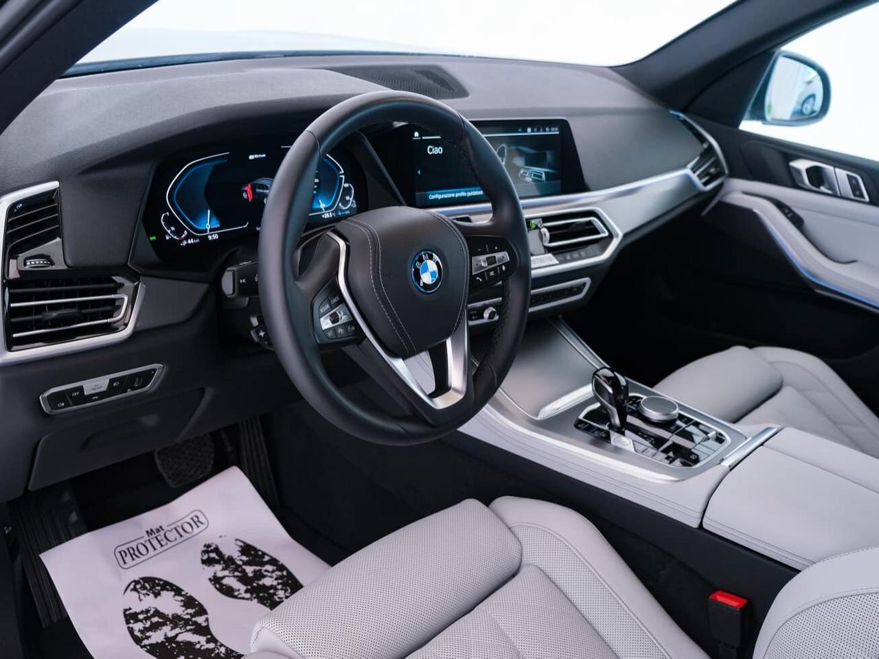 BMW X5 xdrive45e xLine auto - KM0 - IVA ESPOSTA