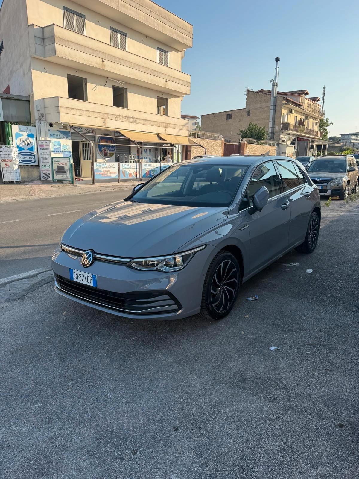 Volkswagen Golf VIII 2020 2.0 tdi Style 115cv dsg