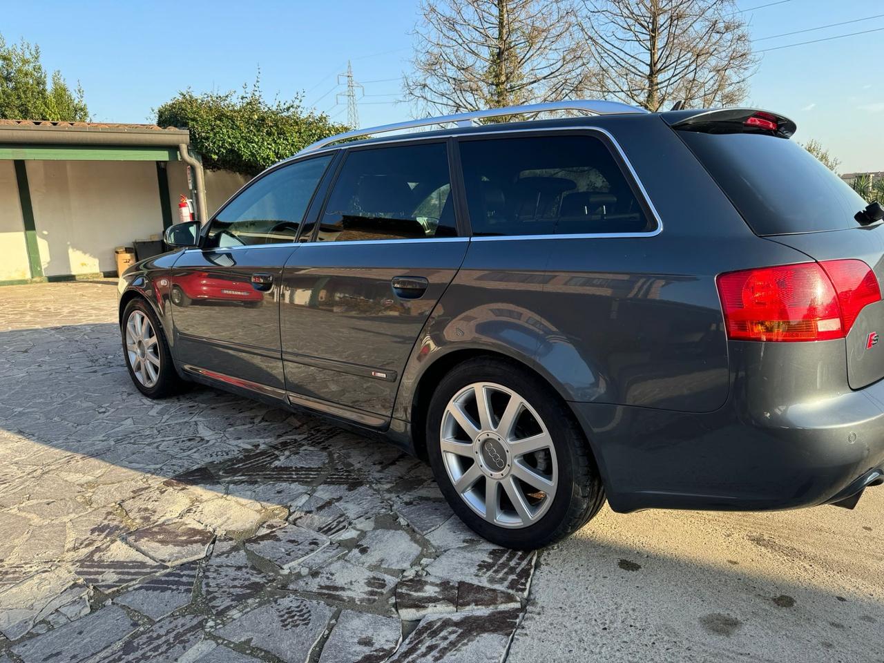 Audi A4 2.0 16V TFSI Avant