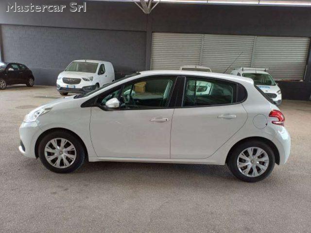 PEUGEOT 208 208 5p 1.6 bluehdi VAN - targa FN946MG