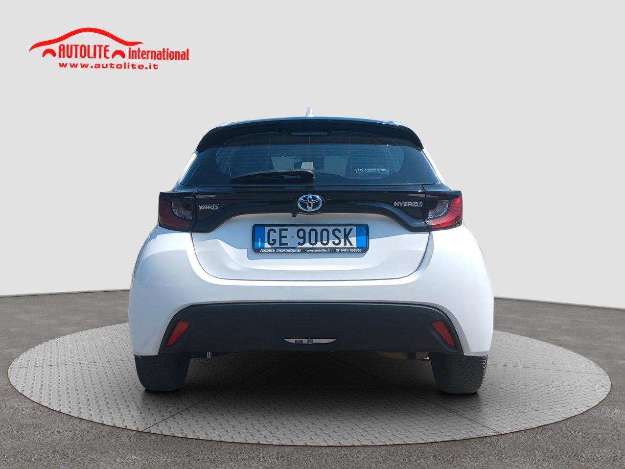 Toyota Yaris 1.5 Hybrid 5 porte Business