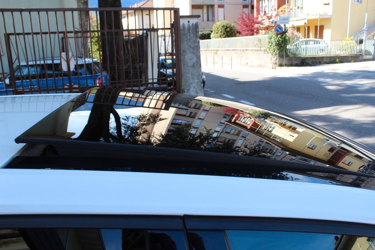 Volkswagen Golf GTI 2.0 230 CV TSI 5p. tetto apribile