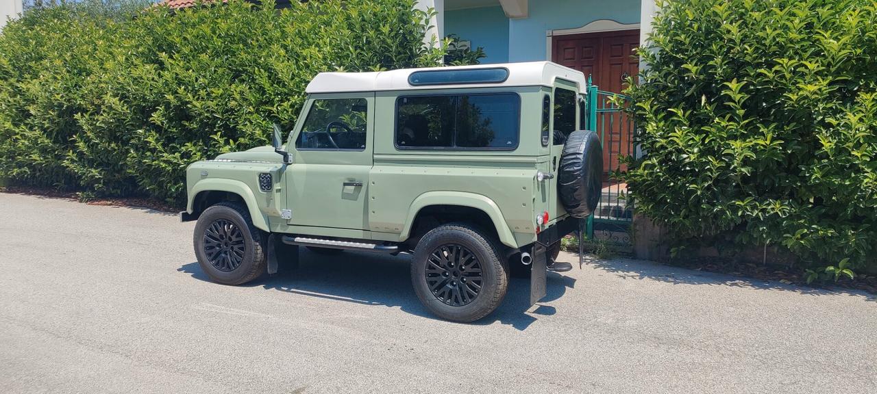 Land Rover Defender 90 2.5 300tdi