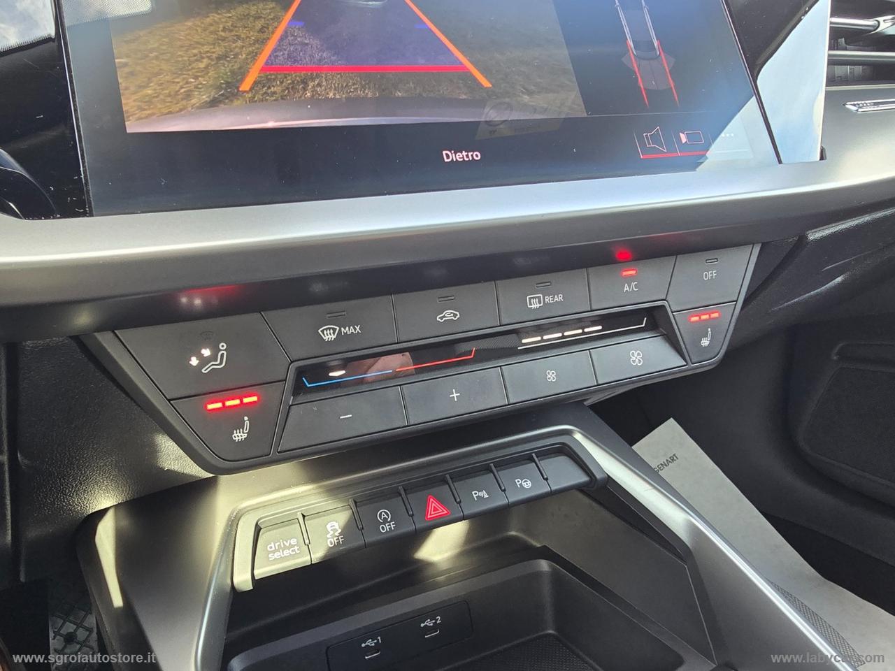 AUDI A3 Sedan 30 TDI S line TETTUCCIO