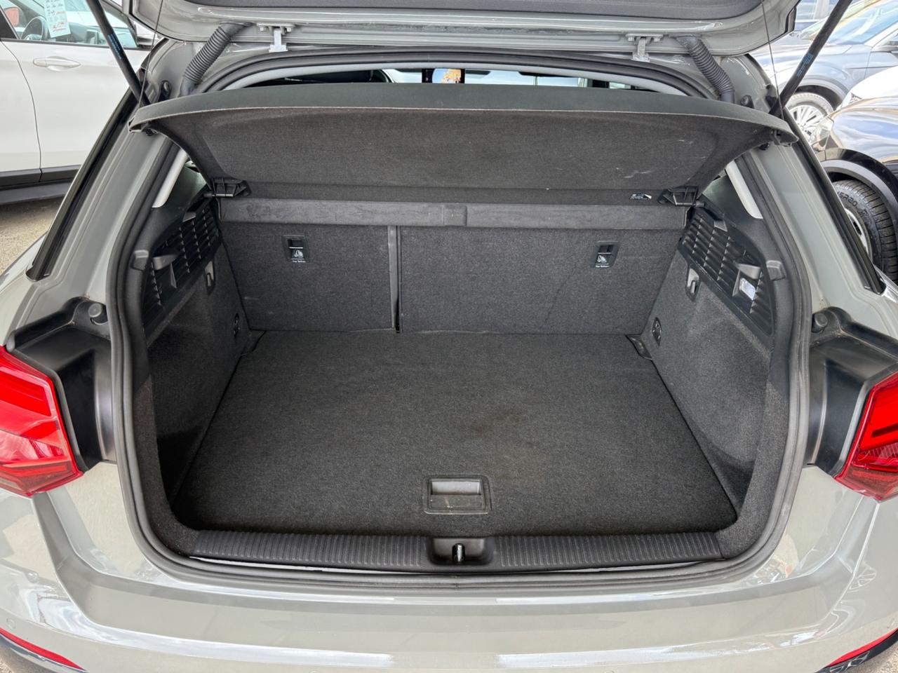 Q2 1.6 TDI S tronic Sport-sline-unipro-E6-rate