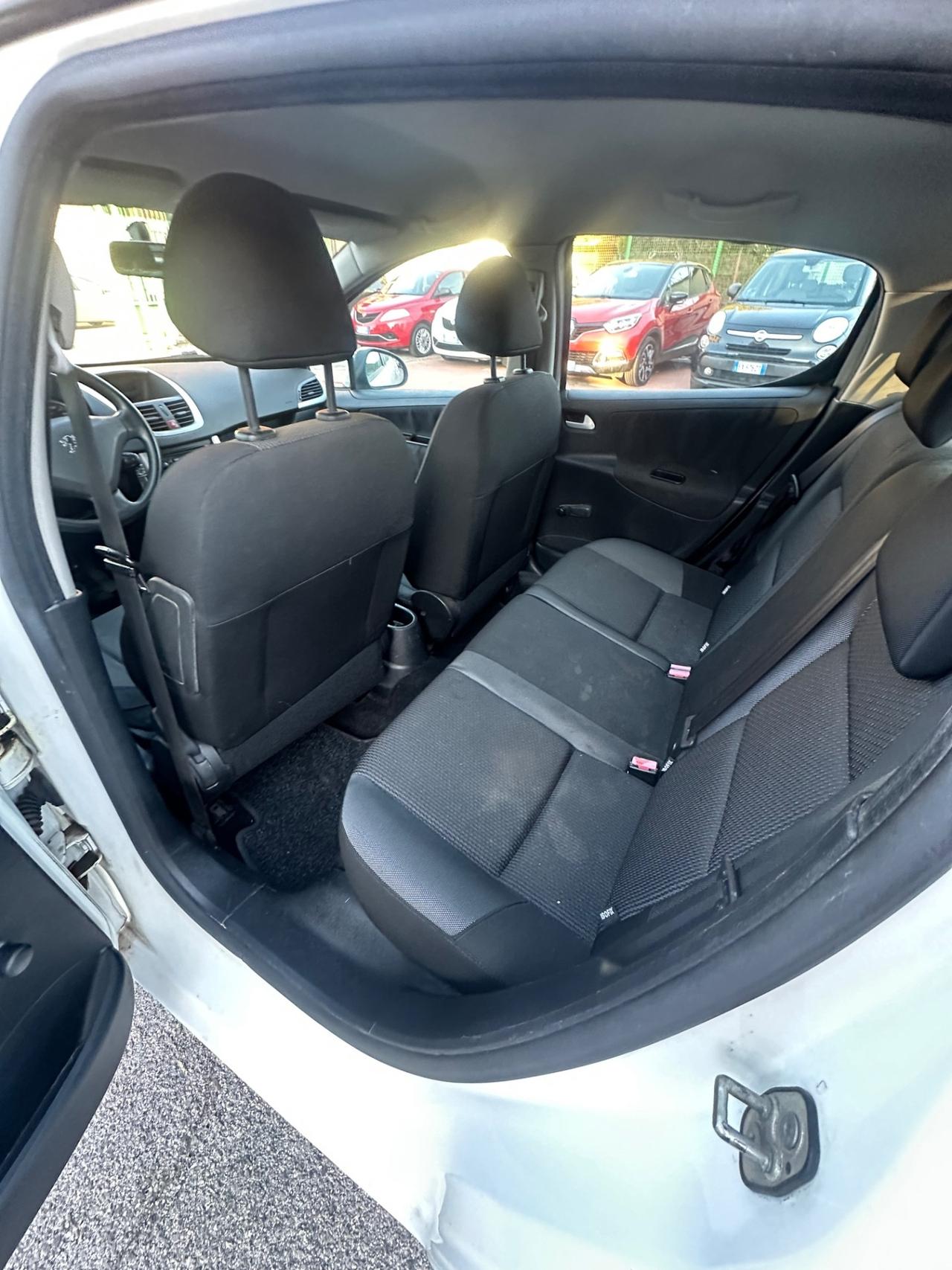 Peugeot 207 Plus 1.4 8V 75CV 5p. ECO GPL