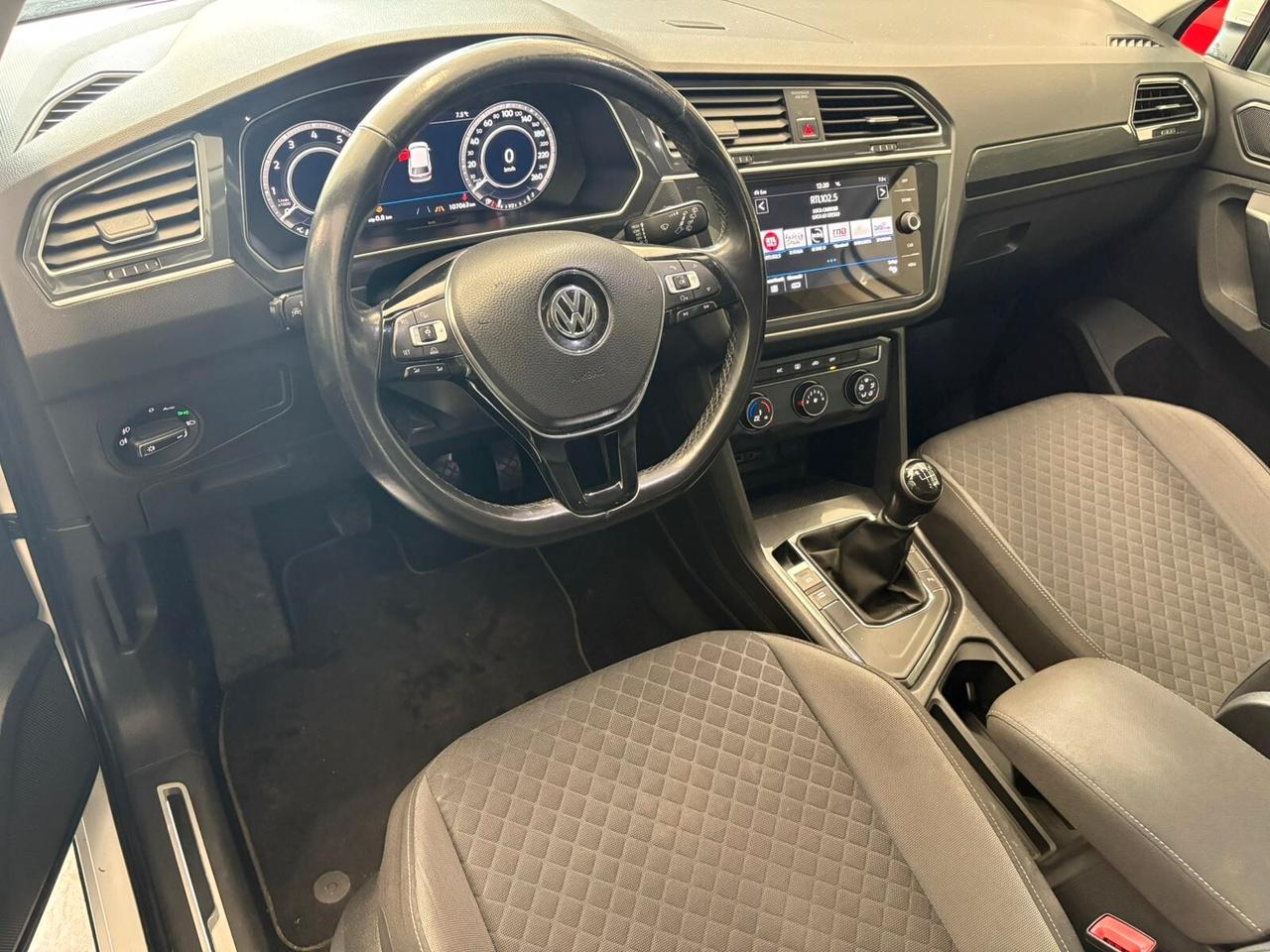 Volkswagen Tiguan 1.4 TSI r-line Sport BlueMotion Technology