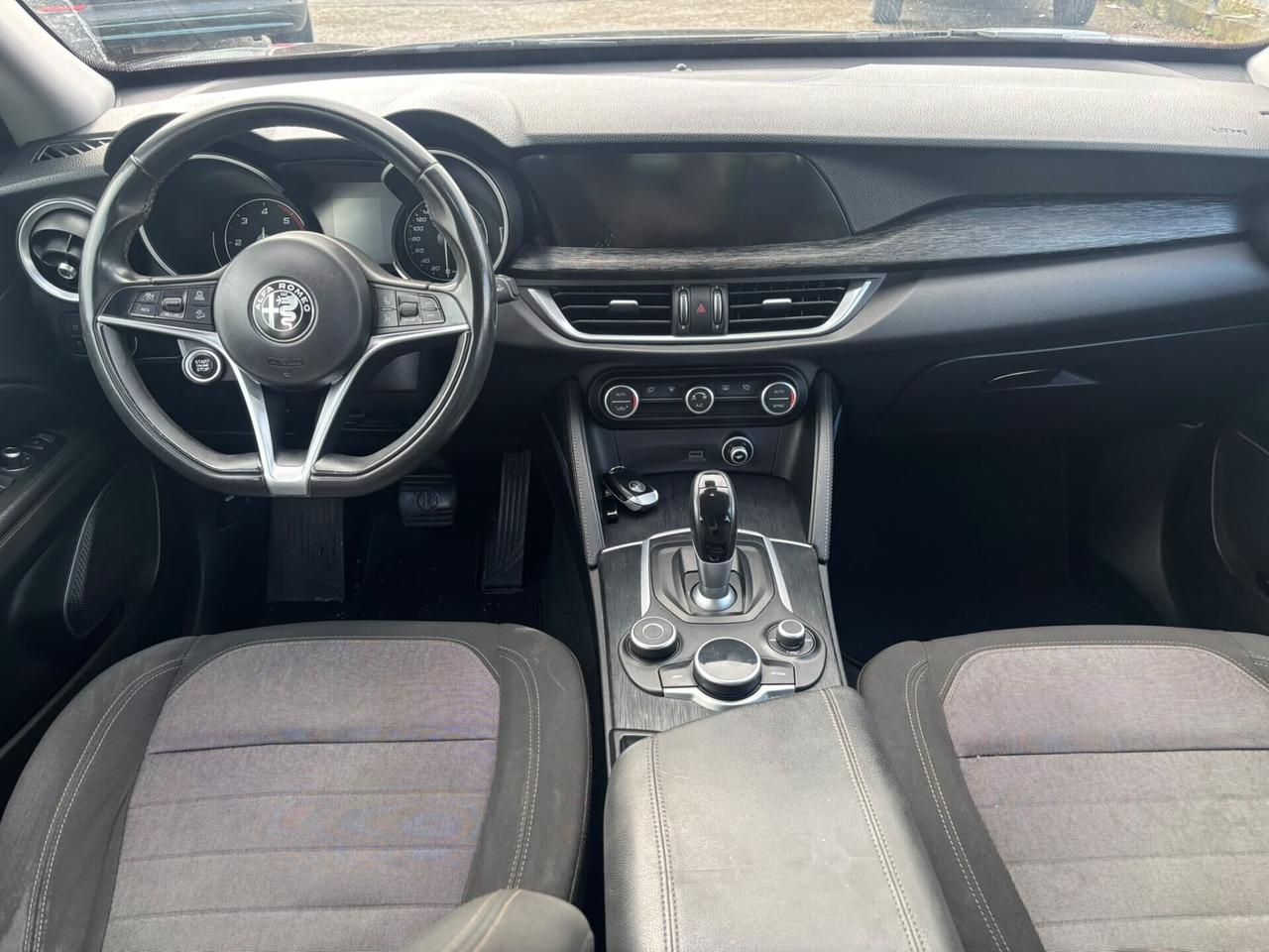 Alfa Romeo Stelvio 2.2 Turbodiesel 190 CV AT8 RWD Executive