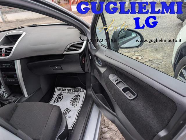 PEUGEOT 207 1.4 8V 75CV 5p. ONE Line