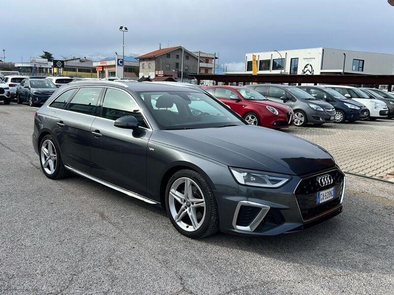 Audi A4 A4 Avant 35 TDI/163 CV S tronic S line edition