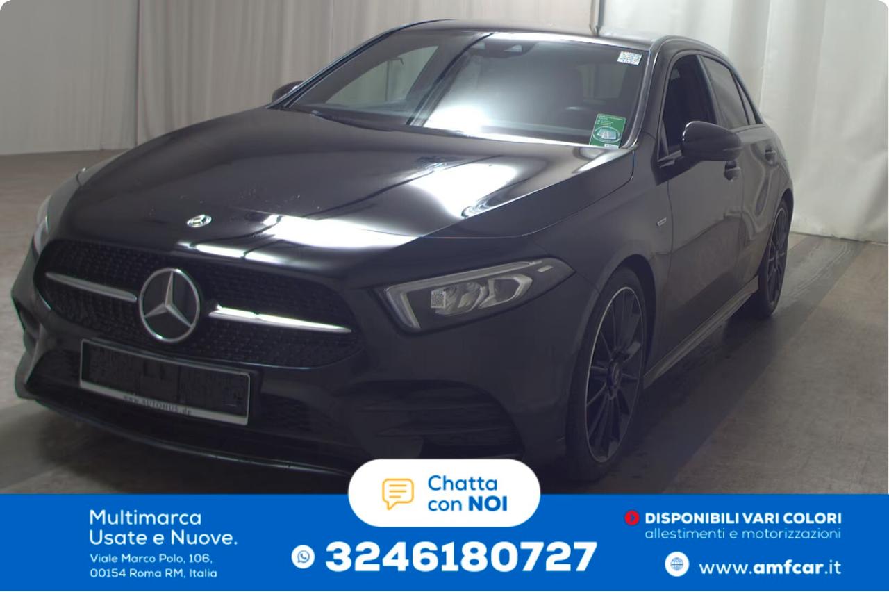Mercedes-Benz A 180 AMG-Line Premium Navi Pack night
