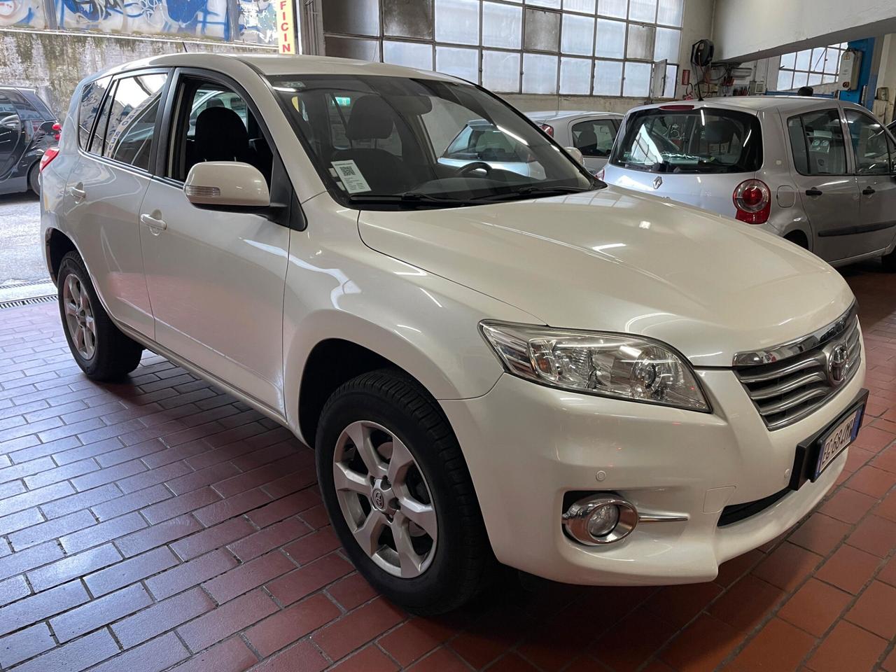 Toyota RAV 4 RAV4 Crossover 2.2 D-4D 150 CV DPF Exclusive