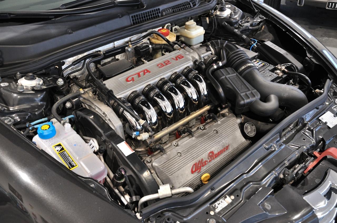 Alfa Romeo 147 3.2i V6 24V cat 3 porte GTA Manuale RIAR