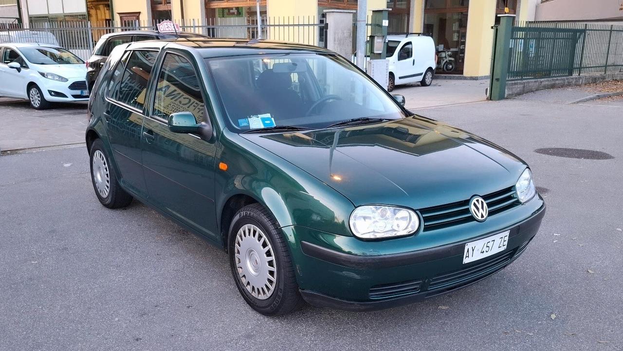 Volkswagen Golf 1.6 cat 5 porte Comfortline