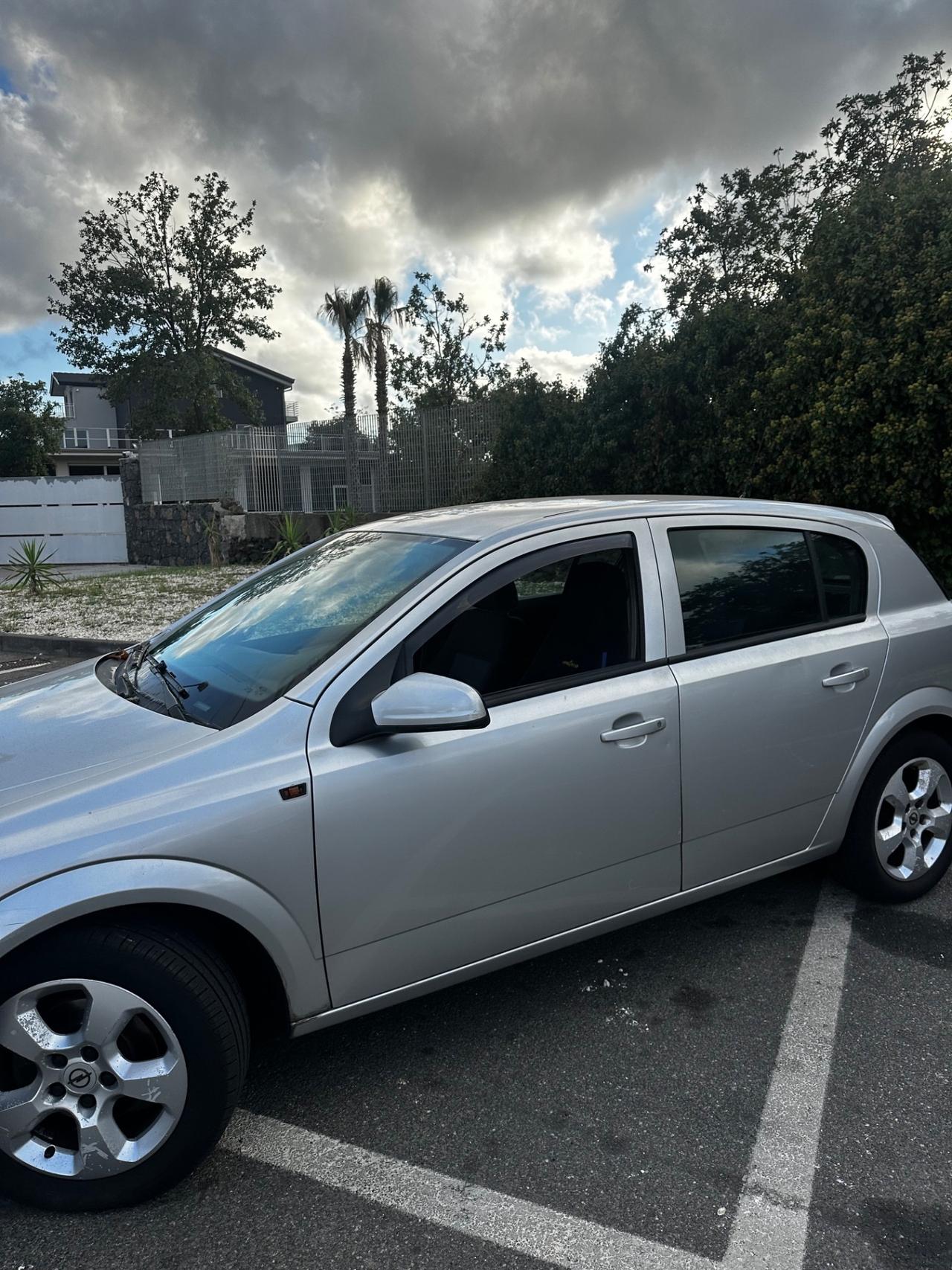 Opel Astra 1.7 CDTI 101CV 5 porte Cosmo