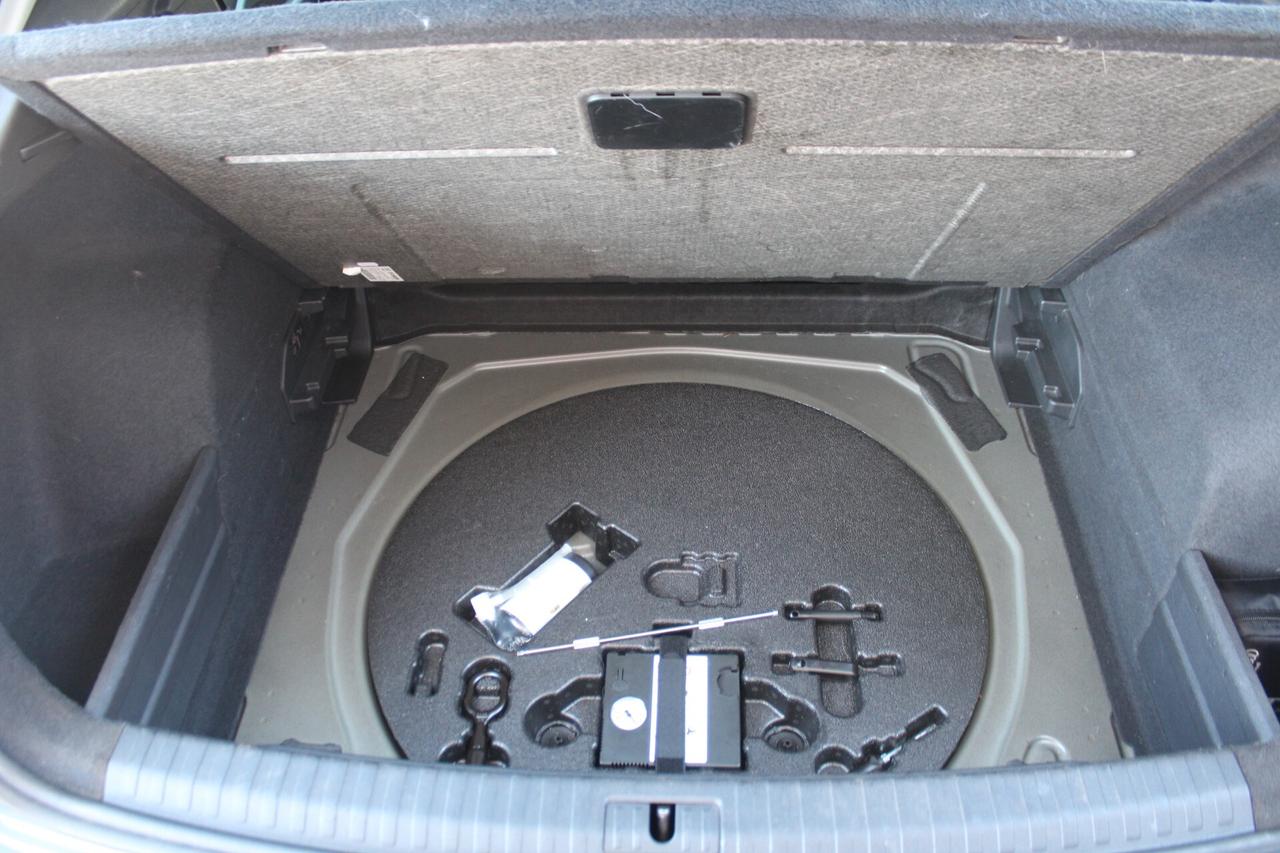 Audi Q3 35 TDI S tronic Business