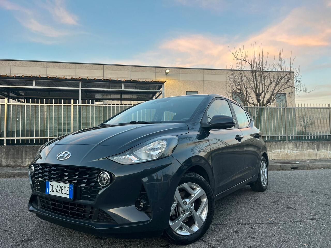 Hyundai i10 1.0 BENZ X NEOP 40.000 KM