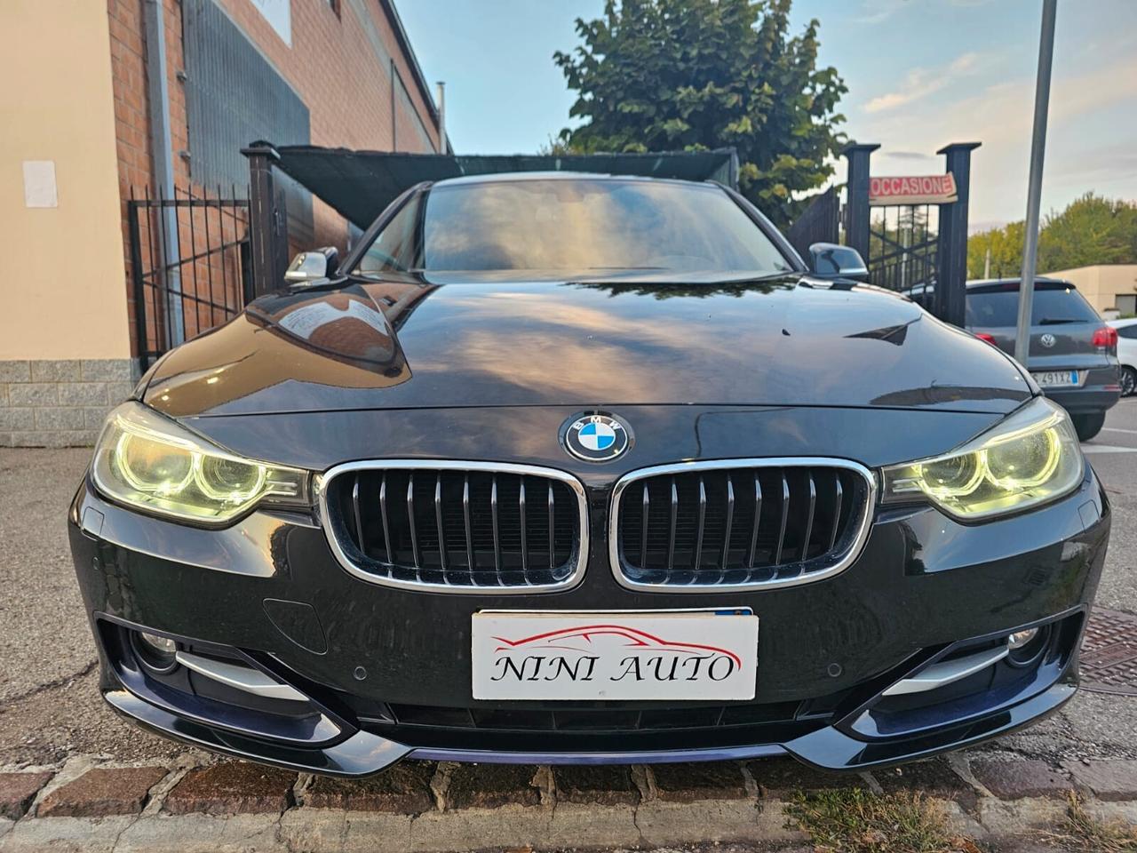 Bmw 316d 115cv Sport*Navi*Bi-Xeno*Tetto*Pdc*17*