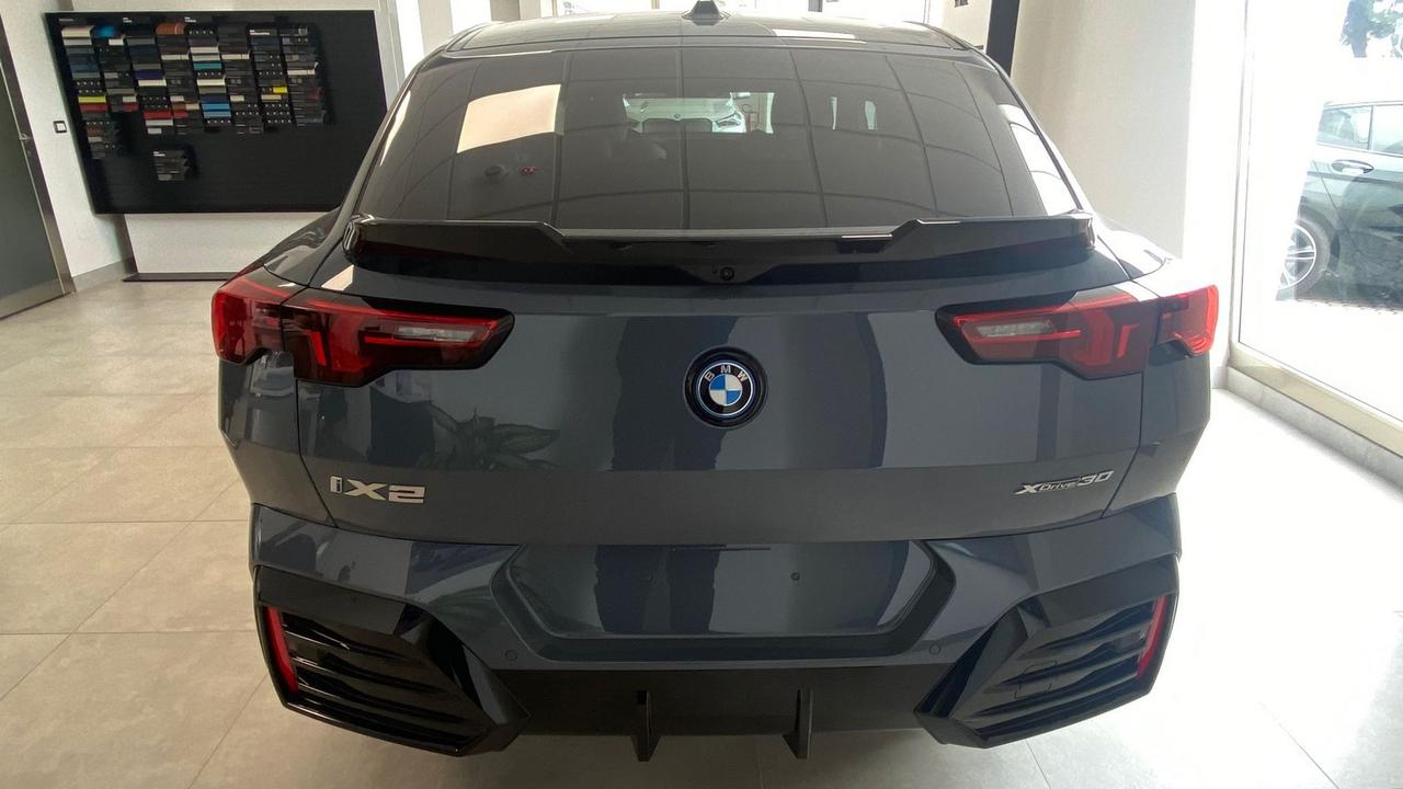BMW BMW iX2 xDrive30
