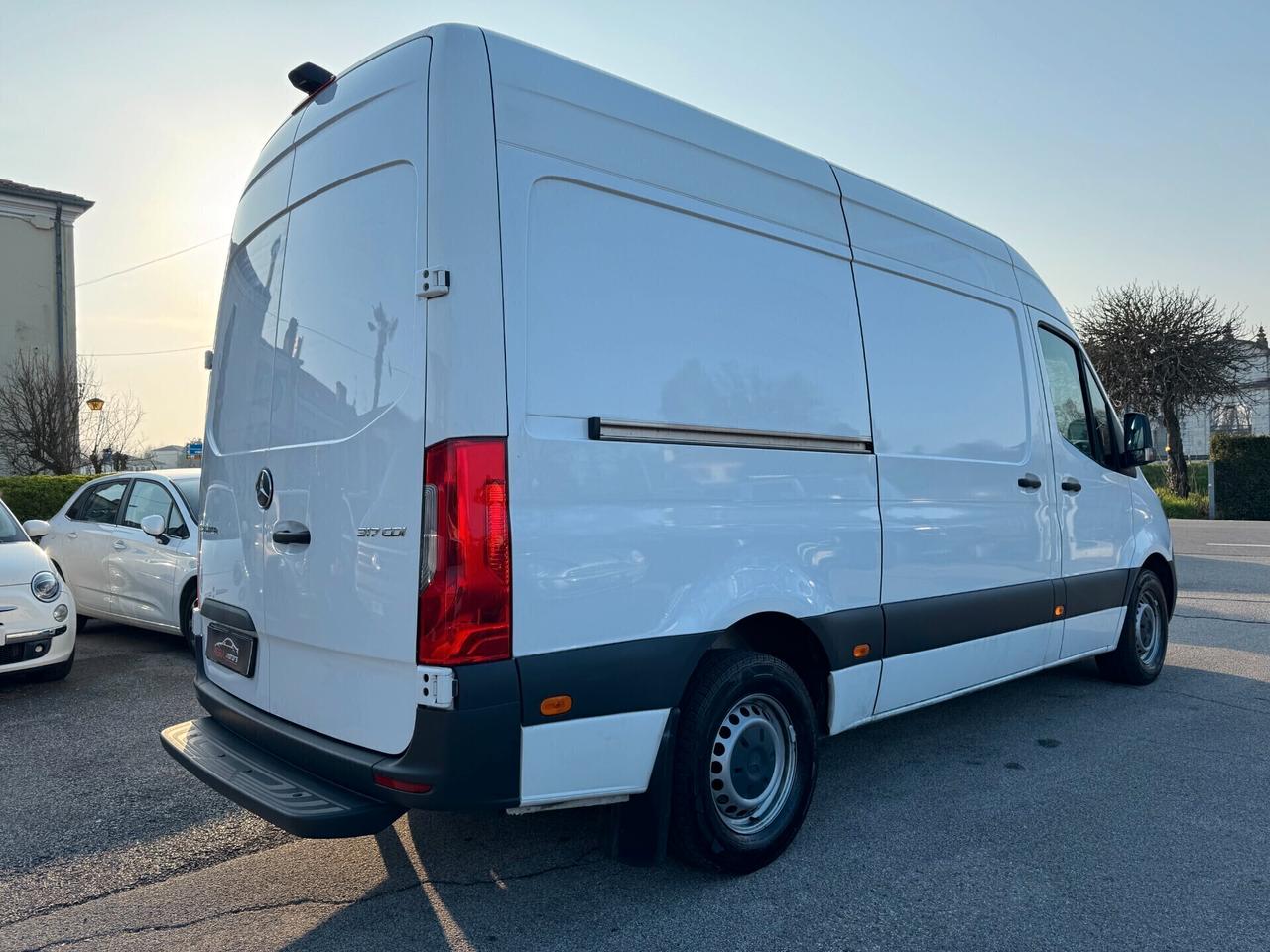 Mercedes-benz Sprinter F37/35 317 CDI F RWD TA Furgone Traz. Post.