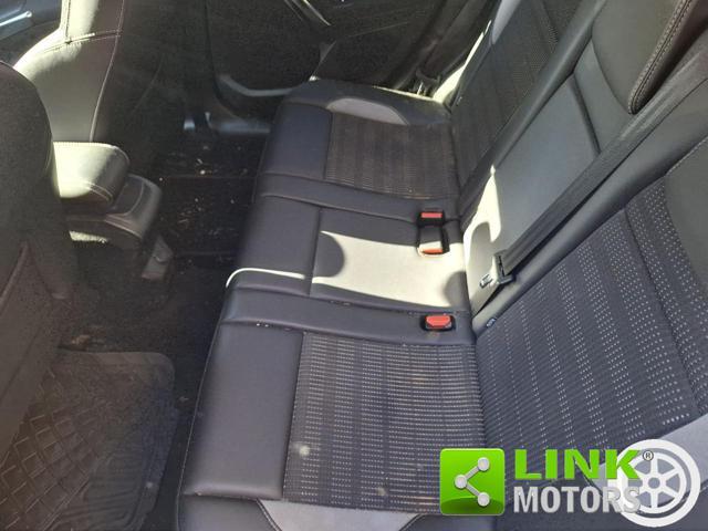 PEUGEOT 2008 1.6 E-HDI ALLURE