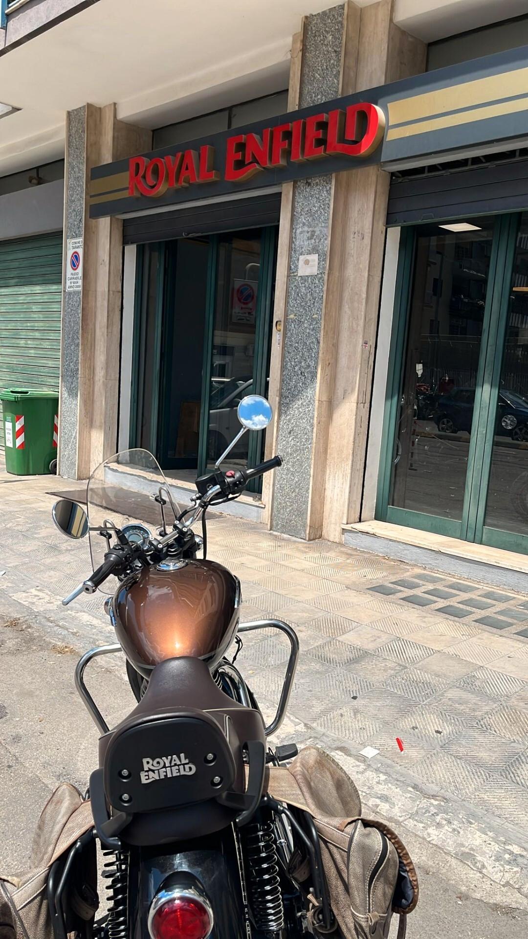Royal Enfield Meteor 350 super nova