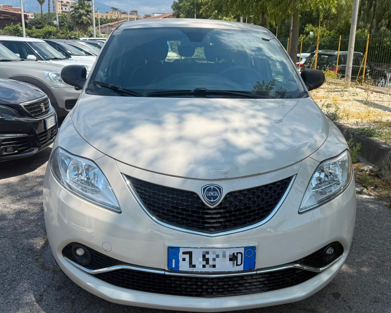 Lancia Ypsilon 1.2 69 CV 5 porte GPL Ecochic Silver