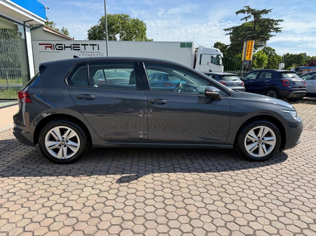 Volkswagen Golf 1.5 TGI Life